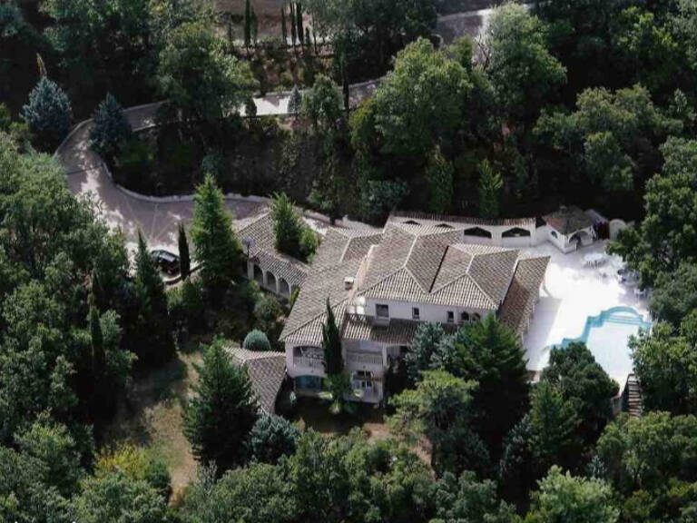 MAGNIFIQUE VILLA A SAINT JEAN DE L'ESTEREL — photo 1