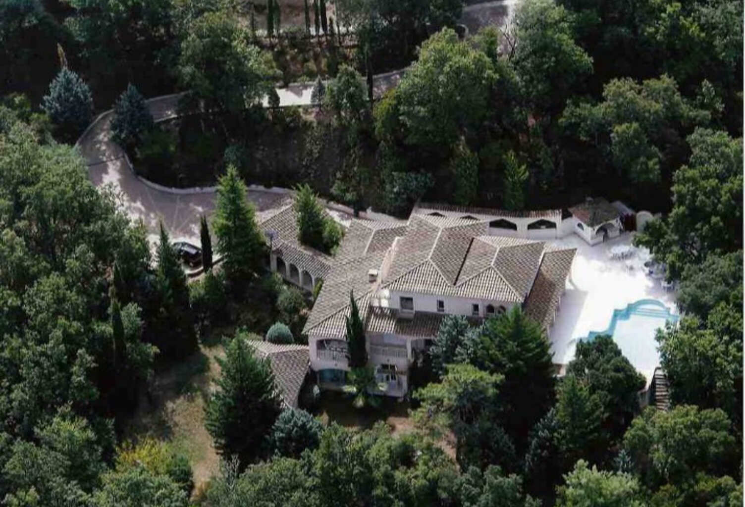 MAGNIFIQUE VILLA A SAINT JEAN DE L'ESTEREL — photo 1