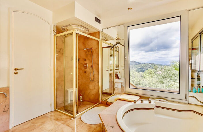 MAGNIFIQUE VILLA A SAINT JEAN DE L'ESTEREL — photo 5