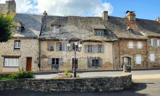 Maison 8 Pièces 250 m² à vendre à Saint-Mamet-la-Salvetat (15220)