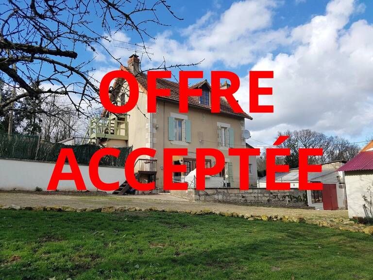 Maison avec studio et terrain à vendre proche St Savin 86 — photo 1