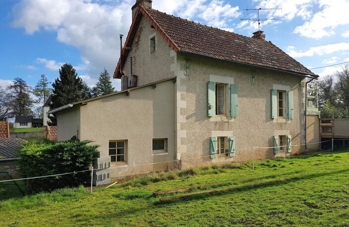 Maison avec studio et terrain à vendre proche St Savin 86 — photo 2