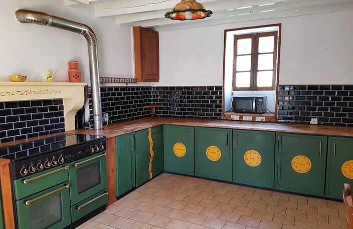 Maison avec studio et terrain à vendre proche St Savin 86 — photo 4