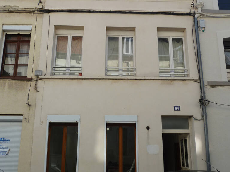 Local professionnel à louer à CAMBRAI — photo 1