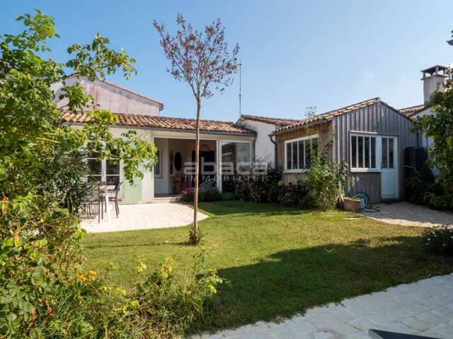 Immobilier Ile de Ré - Maison à vendre - Le Bois-Plage en Ré — photo du bien