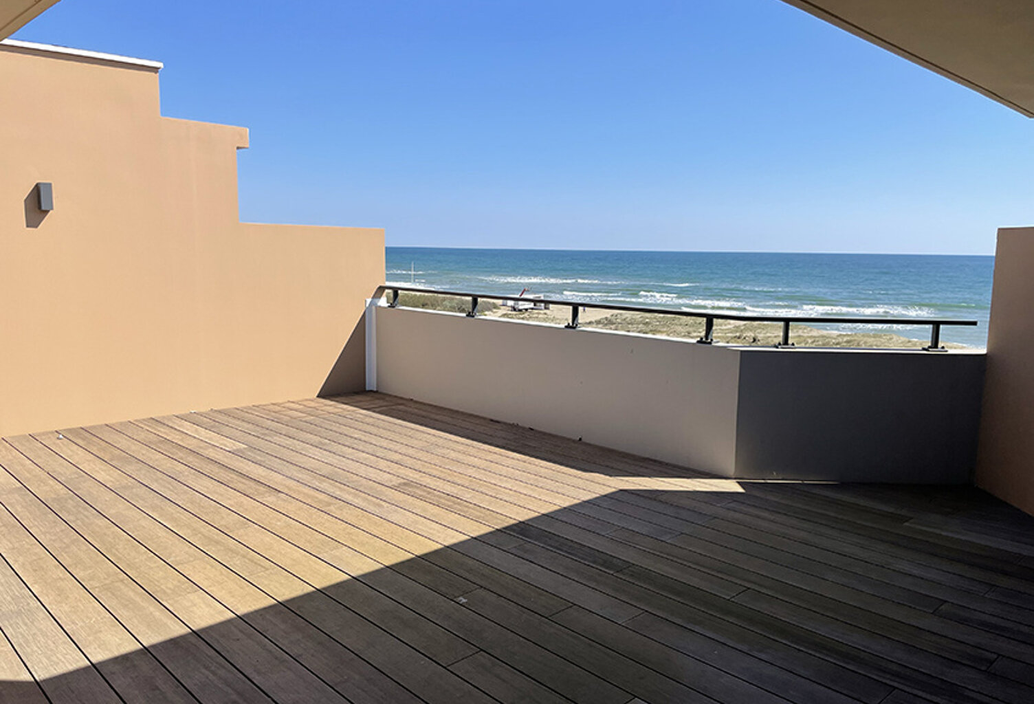 T4 penthouse vue mer et montagne — photo 1