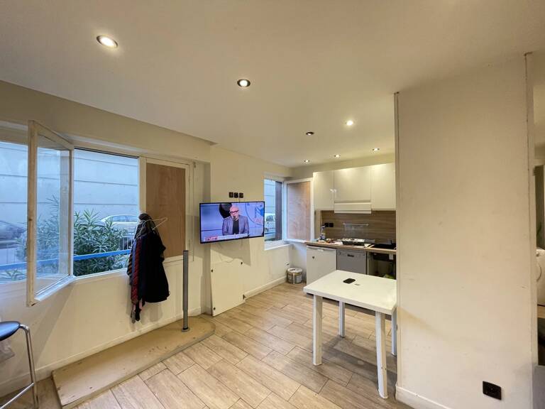 NICE - QUARTIER ST AUGUSTIN - SOUS COMPROMIS — photo 1
