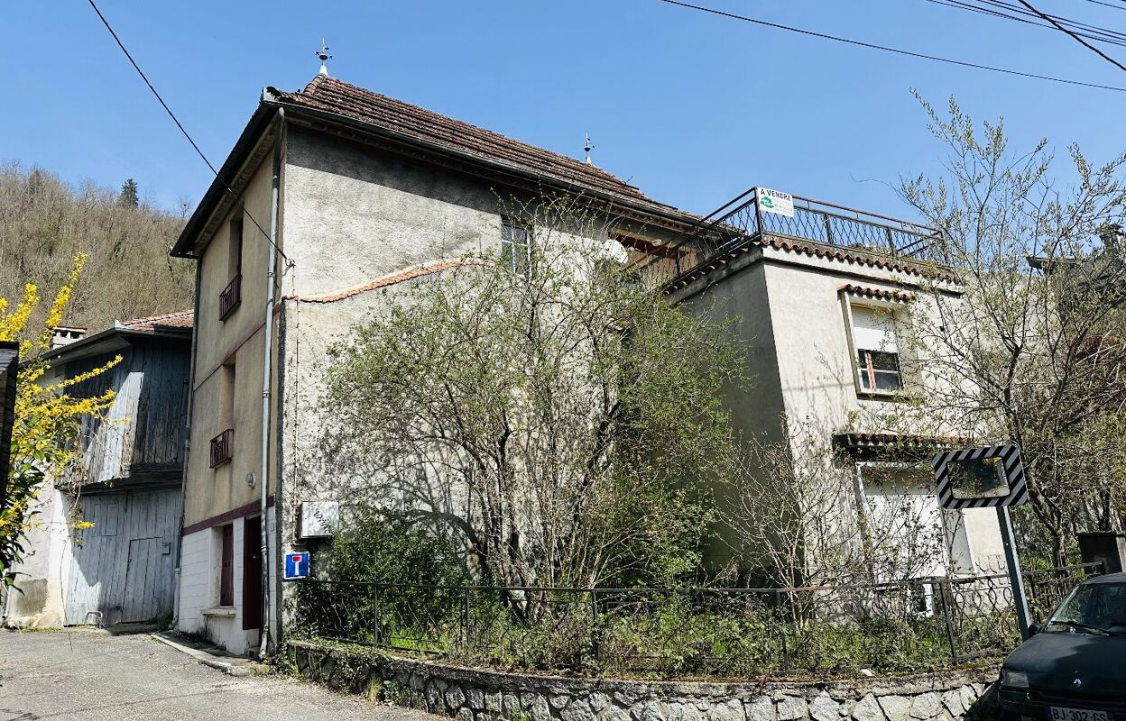 maison 8 pièces 168 m2 à vendre à Seix (09140)