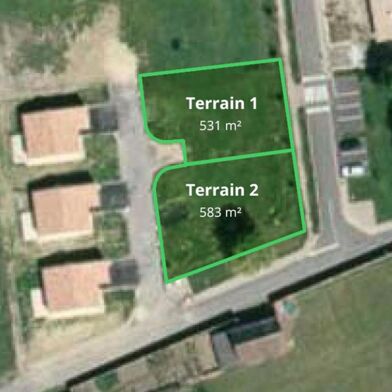 Terrain 583 m²