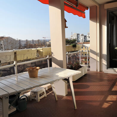 Appartement 5 pièces 498000 €