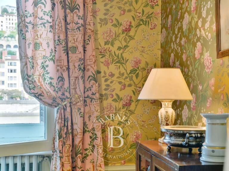 Lyon 2 - Ainay - Appartement bourgeois de 104.85 m²  - Garage - 2 chambres — photo 1