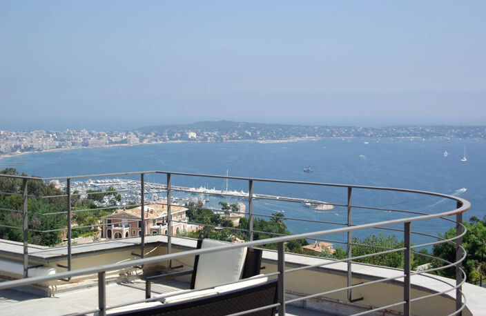 Villa sur 3 étages de 9 pieces Super Cannes — photo 2