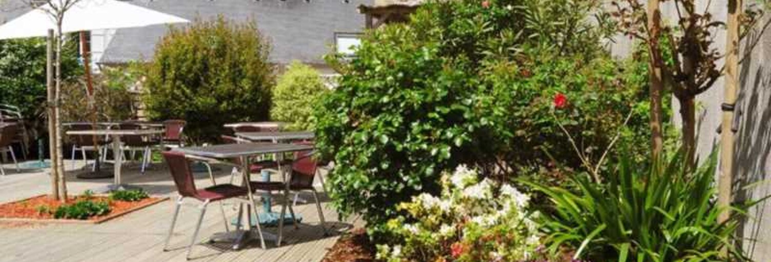 Commerce  1160 m² à louer à Pont-l'Abbé (29120)