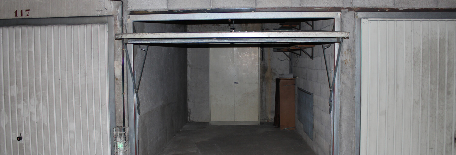 Garage  15 m² à vendre à Marseille 12 (13012)