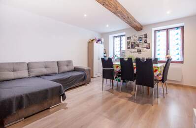 Appartement RDC avec cour plein centre de Belleville — photo du bien