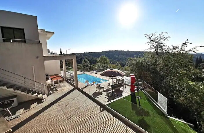 Location Maison Vence 5p — photo 4
