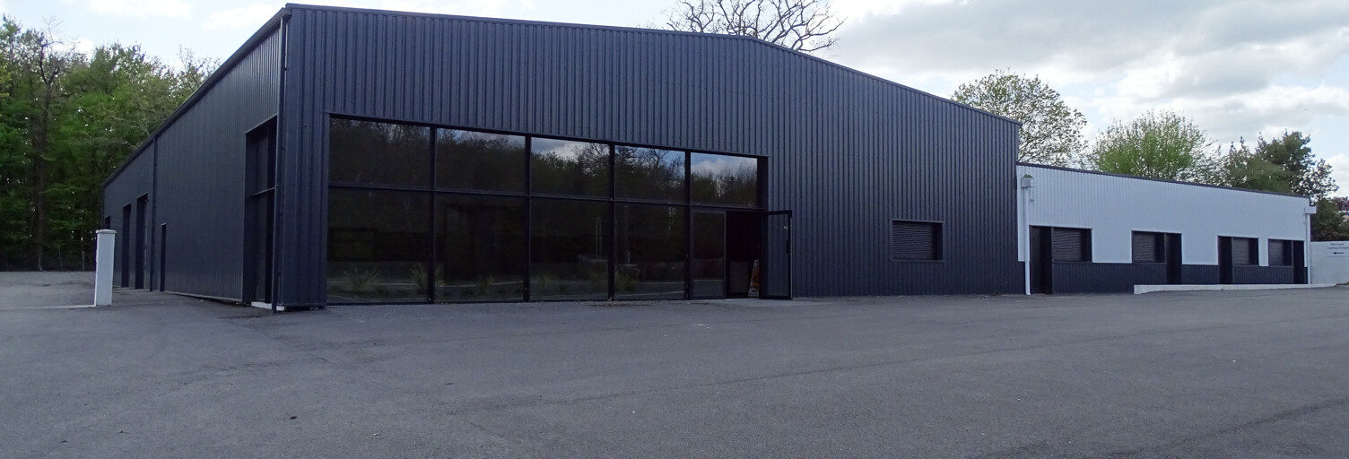 Local industriel 6 Pièces 1000 m² à louer à Chaniers (17610)