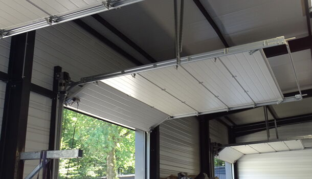 Local d'activit&eacute;s 6 pièces  à louer Chaniers 17610