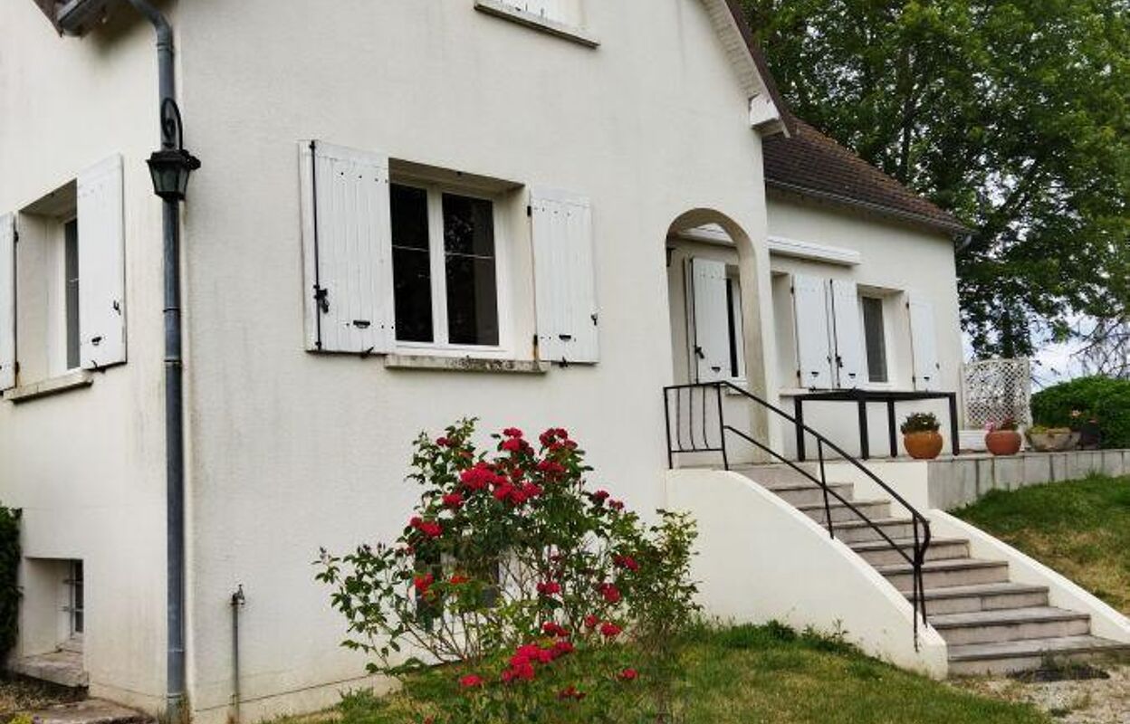 maison 5 pièces 194 m2 à vendre à Marchenoir (41370)