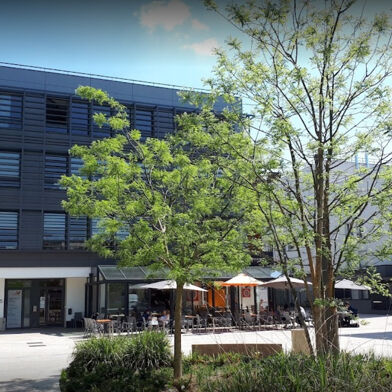 Commerce  580000 €