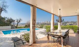 Maison 9 Pièces 269 m² à vendre à Cagnes-sur-Mer (06800)