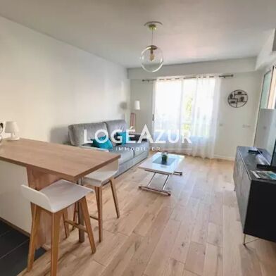 Appartement 2 pièces 560 €