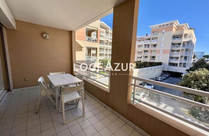 VENTE APPARTEMENT  1 CHAMBRE - GARAGE - PORT AZUR - GOLFE JUAN — photo 2
