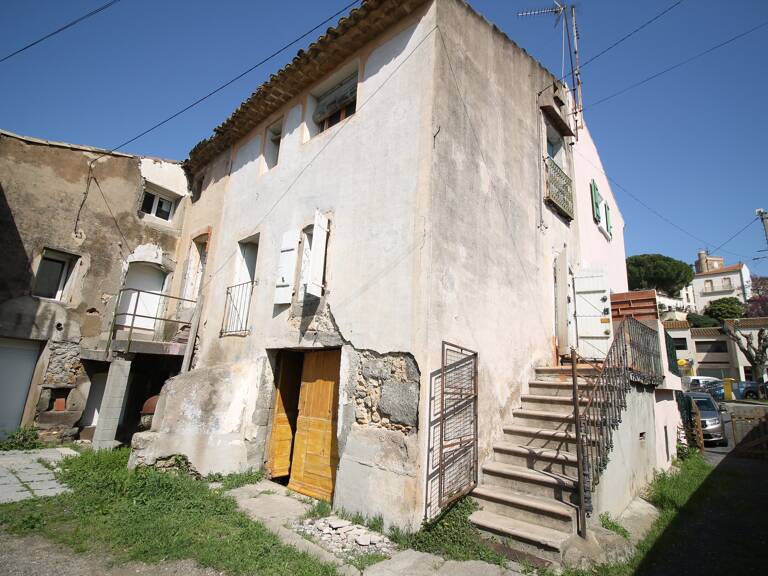 Maison de ville à rénover — photo 1