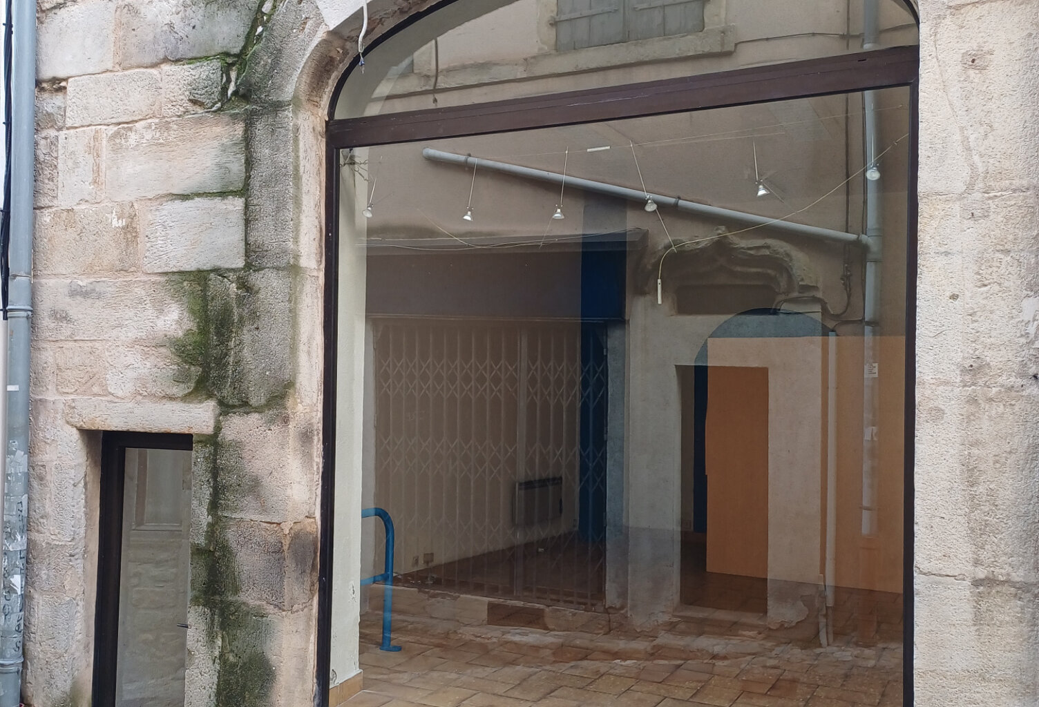 AUBENAS CENTRE - LOCAL 25m2 — photo 1