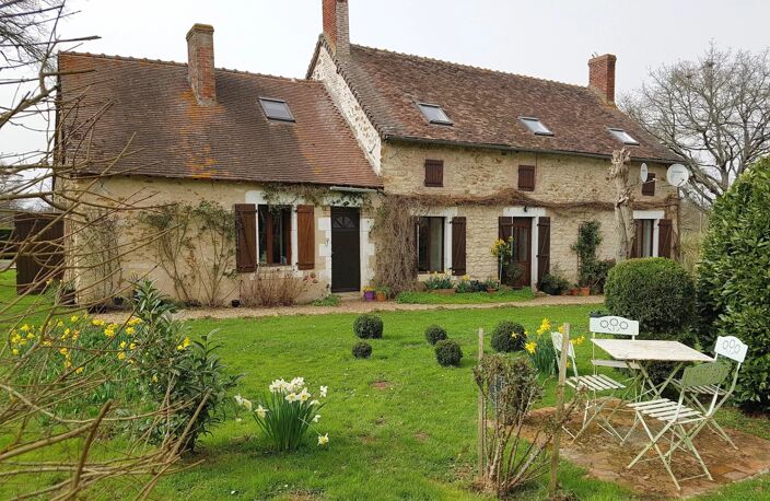 Maison avec piscine et terrain à vendre proche Chaillac 36 — photo 2