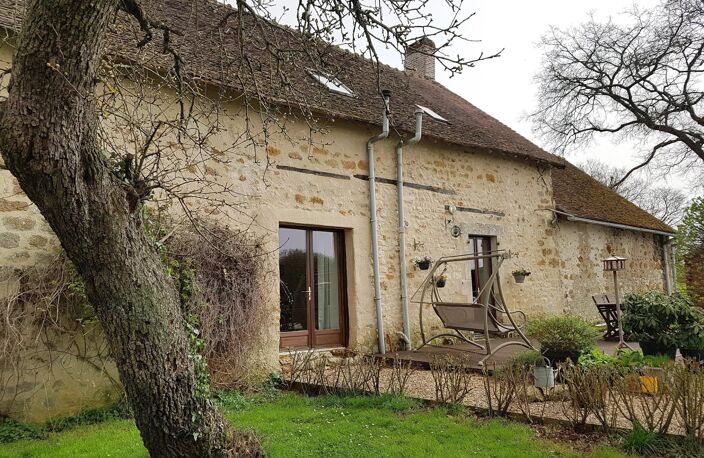 Maison avec piscine et terrain à vendre proche Chaillac 36 — photo 3