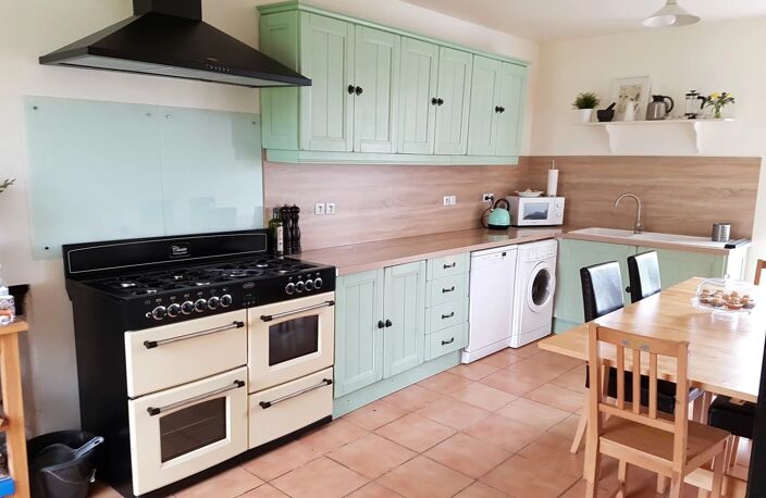 Maison avec piscine et terrain à vendre proche Chaillac 36 — photo 4