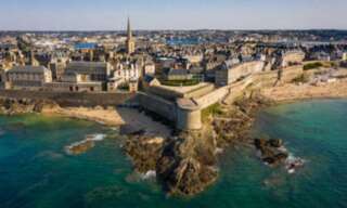Commerce  394 m² à louer à Saint-Malo (35400)