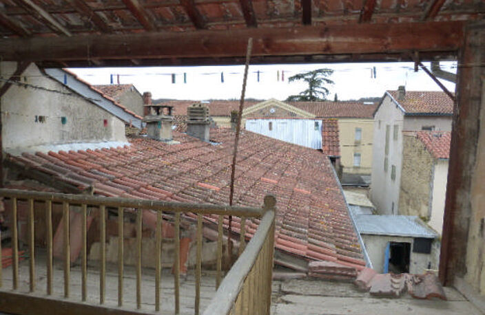 À vendre, Trie sur Baise (Hautes Pyrénées): Maison de village, avec 2 appartements à rénover, garage & local commercial, à proximité des commerces — photo 5
