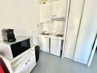 LIMOGES - STUDIO RÉCENT MEUBLÉ + PARKING - ASCENSEUR - CUISI — photo 3
