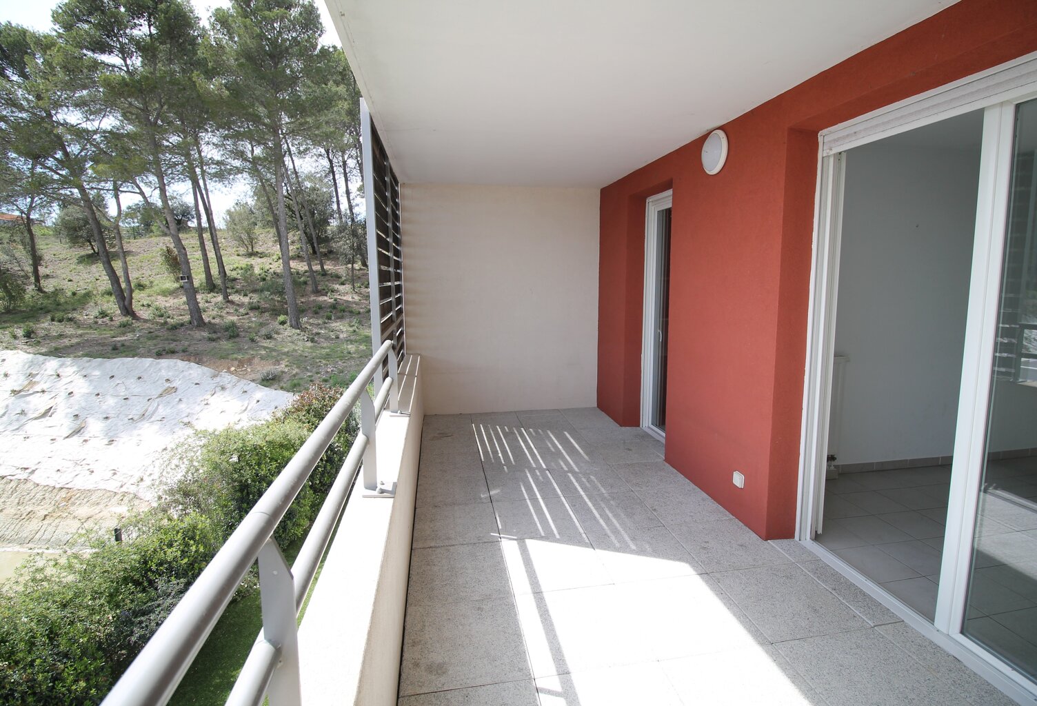 Appartement 4 pièces avec terrasse et garage — photo 1