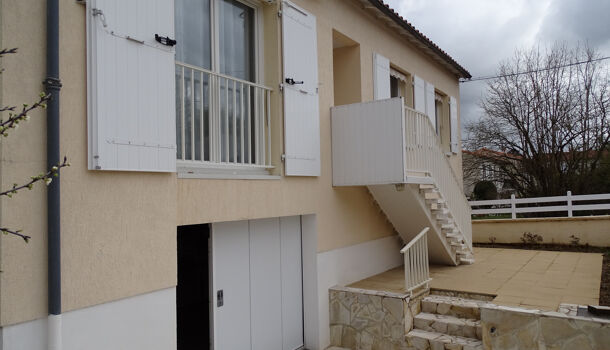 Villa / Maison 7 pièces  à vendre Saintes 17100