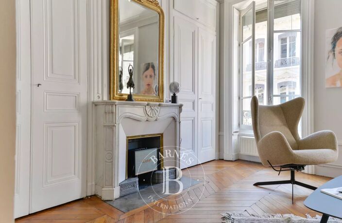 Lyon 2 - Cordeliers - Appartement de 53,58 m² - Greniers - 1 chambre — photo 2