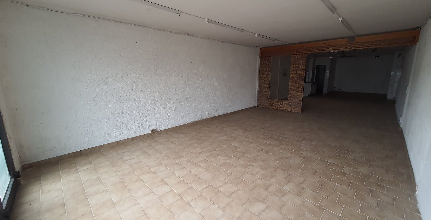 Local commercial — photo 1