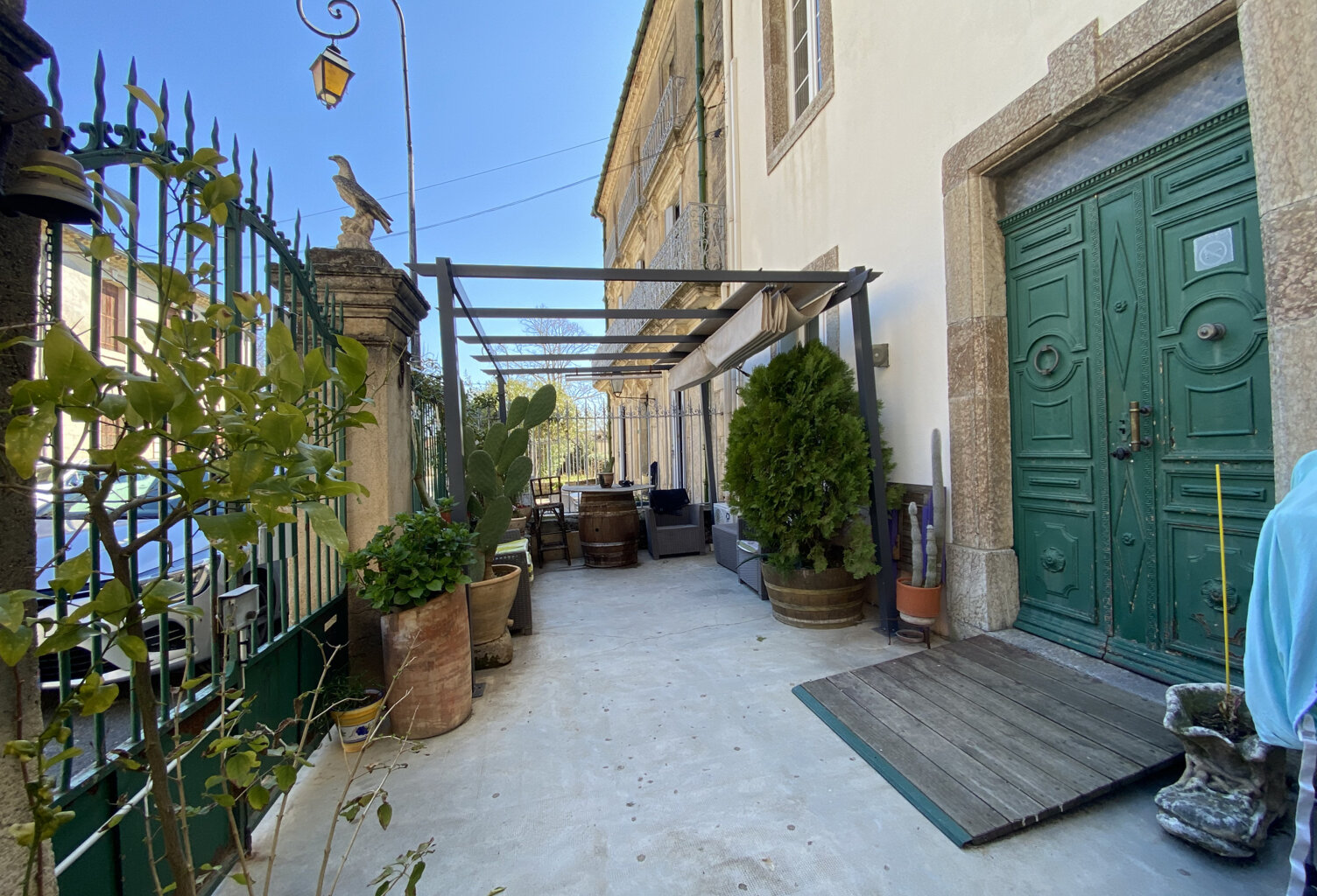 Vente - Maison de maître - Roquebrun — photo 1