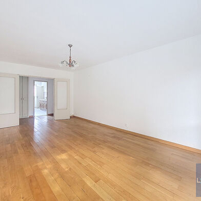 Appartement 3 pièces 156000 €