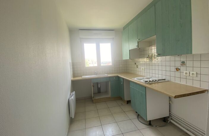 Location appartement 2 pièces 39 m² à Combs-la-Ville (77380) — photo 2