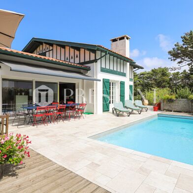 Maison 6 pièces 5850 €