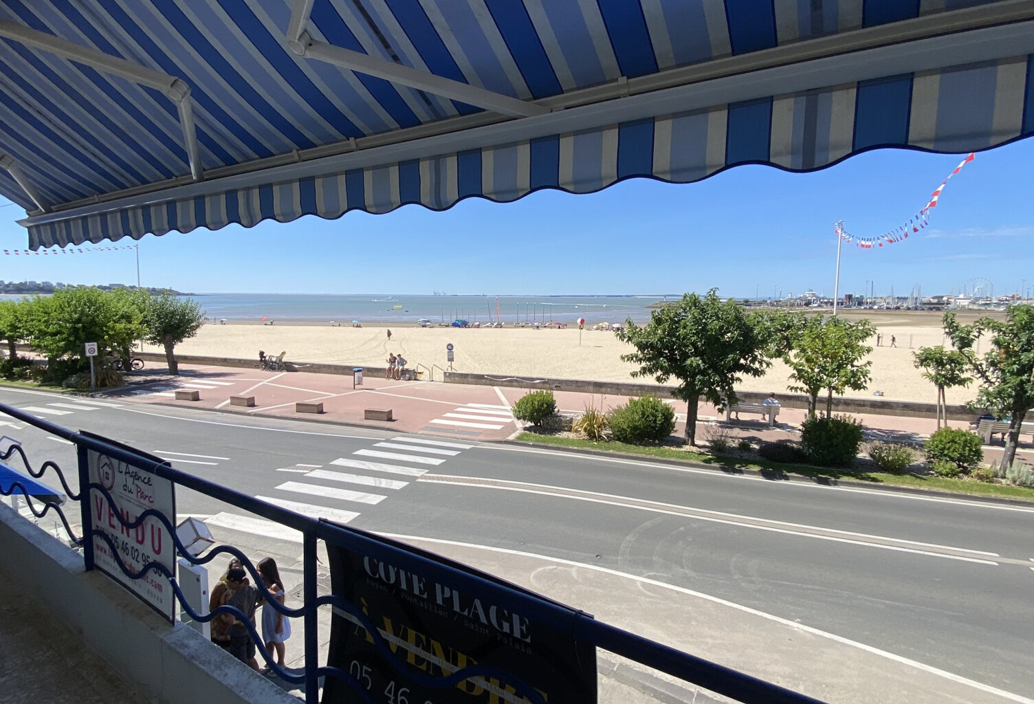 EXCLUSIVITÉ ROYAN - APPARTEMENT PLEINE VUE MER - T3 - 72 m2 — photo 1
