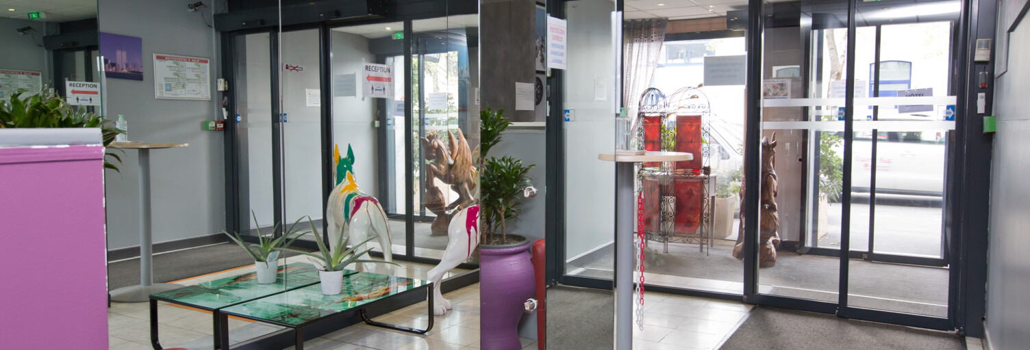 Divers  1750 m² à vendre à Tarbes (65000)