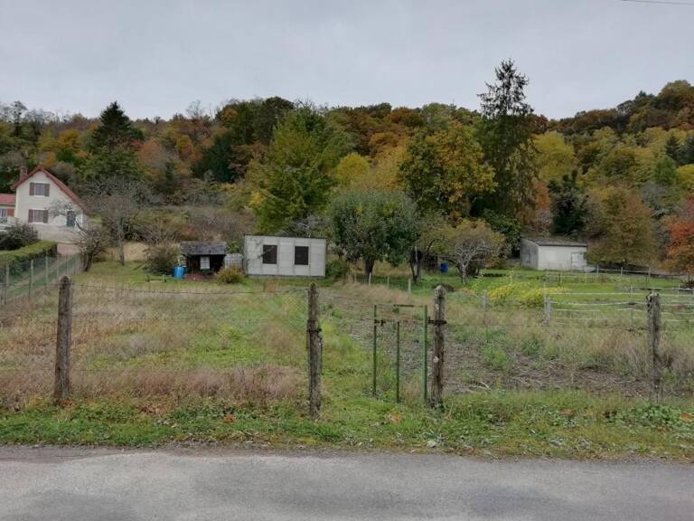TERRAIN CONSTRUCTIBLE / PREMERY — photo 1