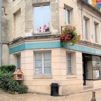 Appartement 6 pièces 84300 €