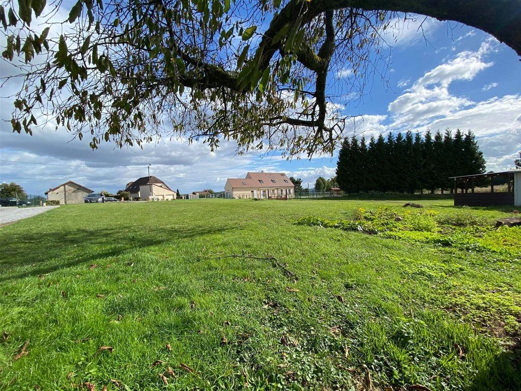 Photo Terrain constructible - 752m² - Monthenault image 1/4