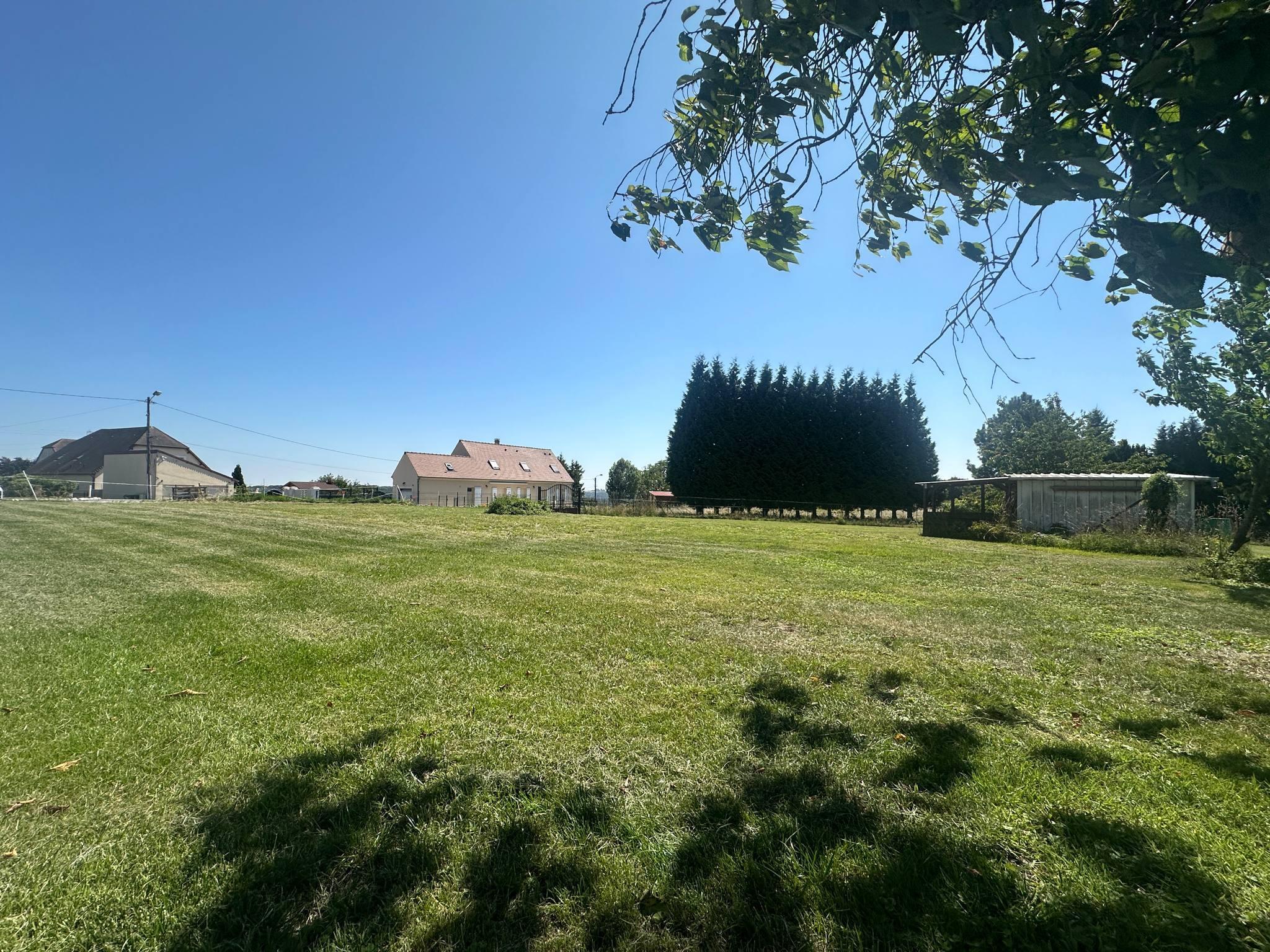 Photo Terrain constructible - 752m² - Monthenault image 3/4