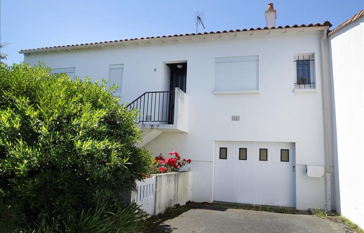 maison 5 pièces 85 m2 à vendre à La Rochelle (17000)